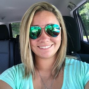 Meet your Posher, Kaycee